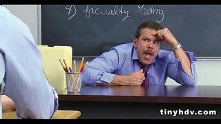 Volim teen pičkica Nicole Ferrera 6 91