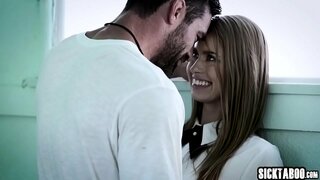 Sexy laska sucked duży twardy penis