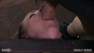 Slave-Meedchen A Mantel A Onmass