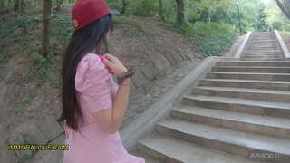 Dekanas ir Jo Dėdė Danas Suteikti Jauniems Apskretėlė Dvi Storos Krovinius Cum Giliai Į Savo 18-Metų Pussy - Bella Angelas Dalis 1 iš 2